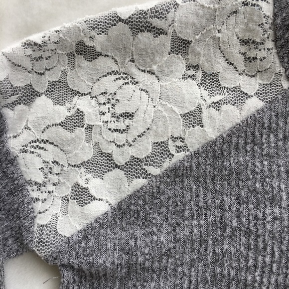 Abercrombie Kids hooded cardigan. Girls 5/6❤️ - Picture 2 of 8